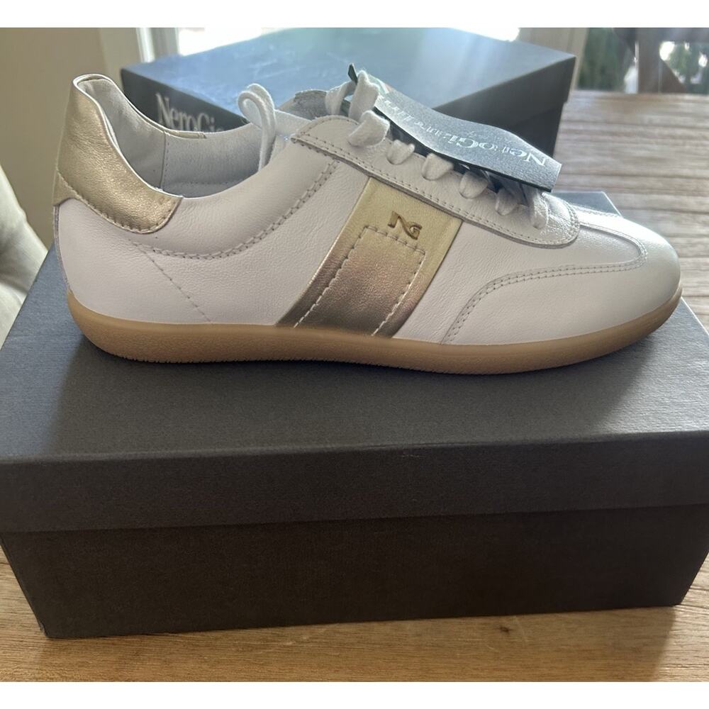 NEW Nero Giardini LaceUp Sneakers White Leather Gold Metallic Trims EU 37 US 6.5